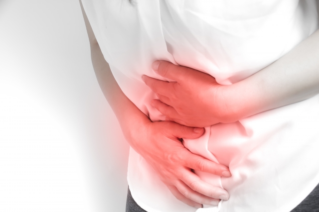 辛いもので腹痛になっている人